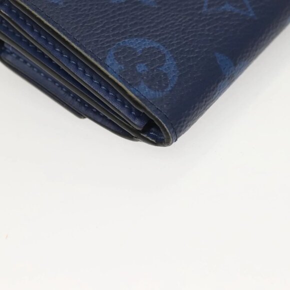 LOUIS VUITTON Taigalama Discovery Compact wallet Wallet Blue M67620 Auth 134375 - Picture 15 of 16